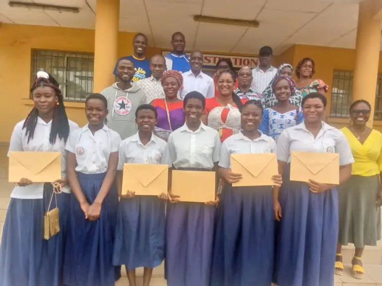 kantiono-foundation-awards-and-excellence-and-distinction